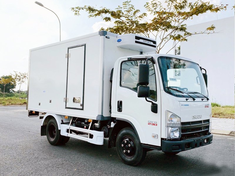 Isuzu QKR 230 đông lạnh